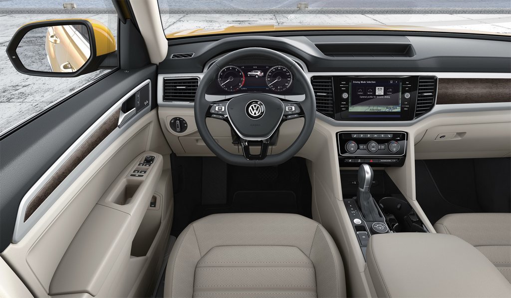 Übersicht Allrad-Crossover Volkswagen Teramont