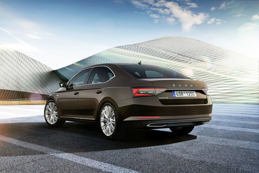 Rückblick auf den aktualisierten Skoda Superb Liftback 2019