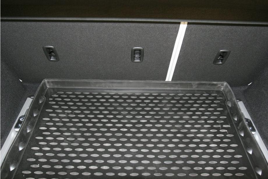 Range Rover Evoque 2012-2018 Kofferraumwanne mit adaptivem Befestigungssystem (Novline) Foto 4