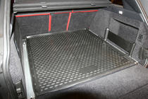 Range Rover IV L405 2013-2021 Kofferraumwanne mit Reling (Novline) SUV Foto 4