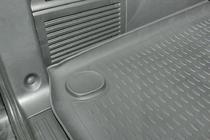 SsangYong Rexton I 2001-2017 Kofferraumwanne (Novline) Einführung Foto 3