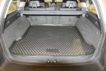 Volvo XC70 2007-2013 Kofferraumwanne (Novline) Foto 2