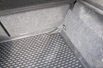 Volkswagen Golf 4 1997-2006 Kofferraumwanne Gummi (Novline) HB Foto 3
