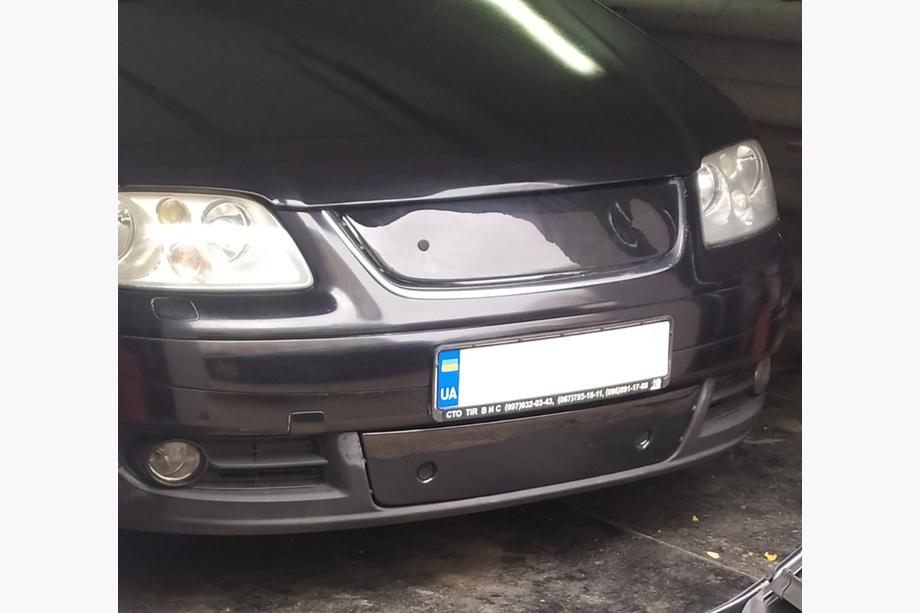 Volkswagen Touran 2003-2010 Wintergrill (oben, 2003-2006) Glänzend Foto 7