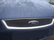 Ford Focus II 2005-2008 Winterabdeckung für Kühlergrill Foto 2