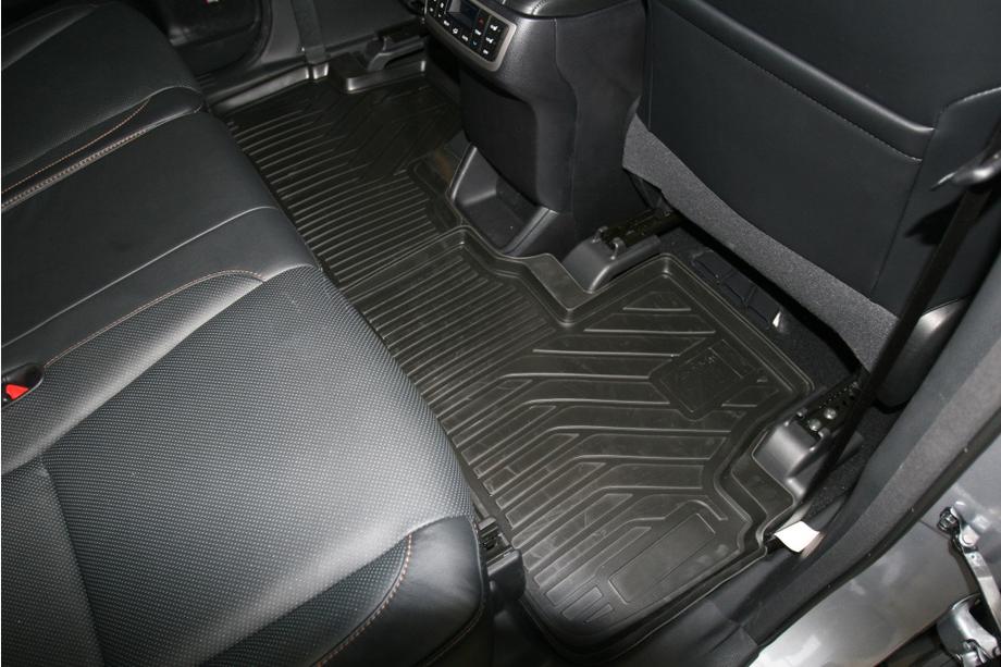 Toyota Highlander 2013-2019 3D Gummimatten für Innenraum (5 Stk, Novline) Foto 2