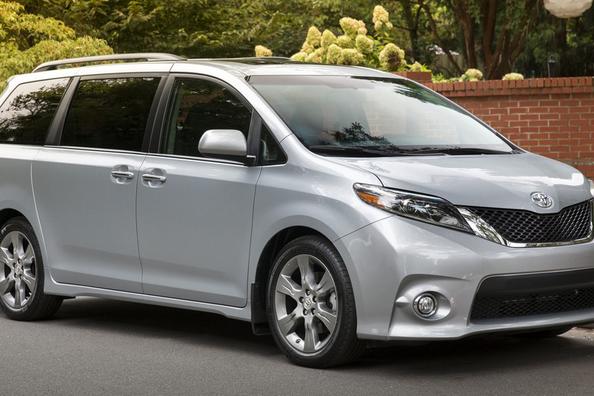 Übersicht der aktualisierten Full-size-Minivan Toyota Sienna