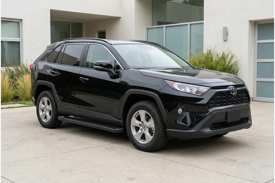 Toyota Rav 4 2019–2025 Trittbretter Allmond Black (2 Stk., Aluminium) Image