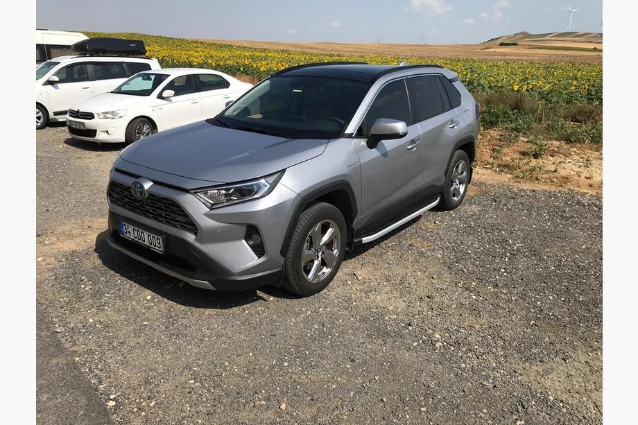 Toyota Rav 4 2019–2025 Seitenschweller Fullmond (2 Stk., Aluminium) Foto 9