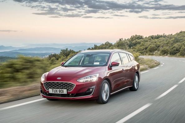 Übersicht der Kombi zur vierten Generation des Ford Focus Wagon Foto 1
