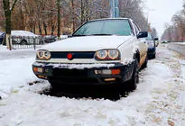 Volkswagen Golf 3 1991-2001 Winterabdeckung für Kühlergrill Foto 1