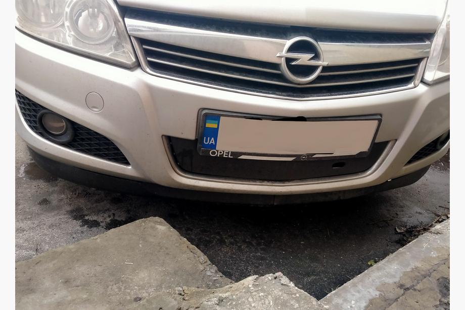 Opel Astra H 2004-2013 Wintergrill (2007+) Glänzend Image