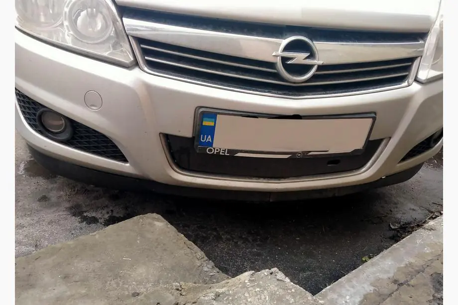 Opel Astra H 2004-2013 Wintergrill (2007+) Image