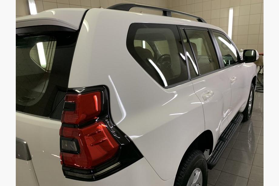 Toyota Land Cruiser Prado 150 2009-2023 Dachreling türkisches Design (Schwarz, 2 Stk) Kunststoff-Fuesse Foto 8