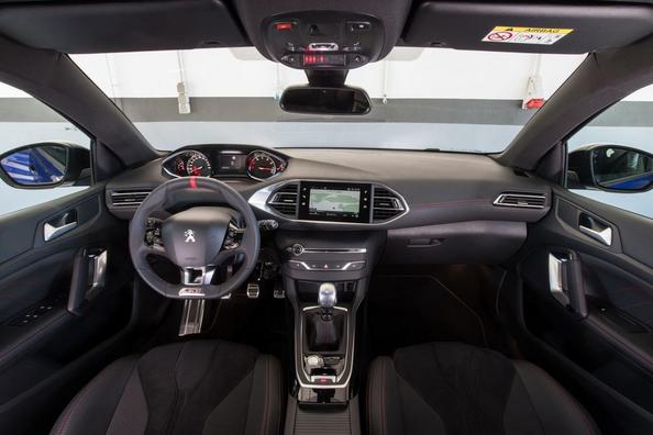 Überblick über die geladenen fünftürige Fließheck Peugeot 308 GTi Foto 9