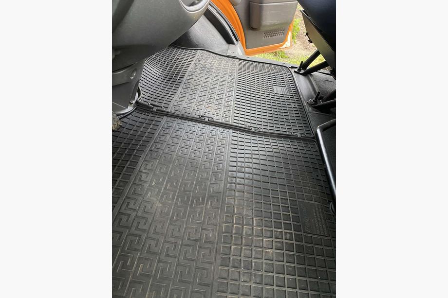 Citroen Jumper 1995-2006 Gummimatten (2 Stk, Polytep) Image