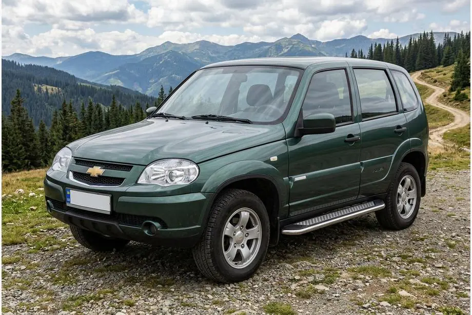 Chevrolet Niva 1998-2020 Seitenschweller Maydos V2 (2 Stk., Aluminium & Edelstahl) Image