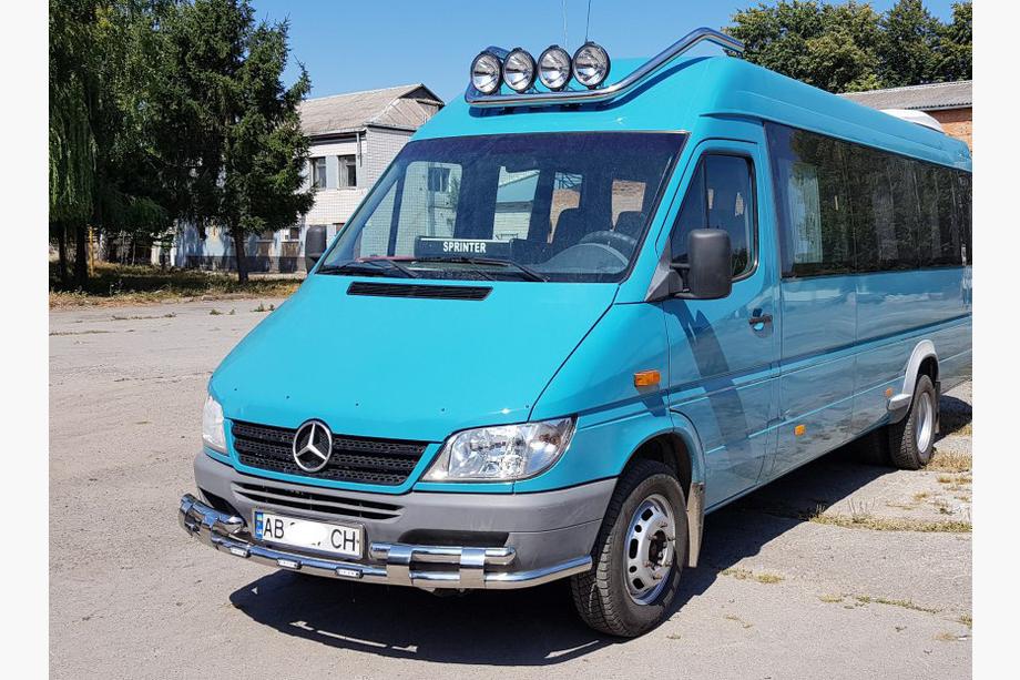 Mercedes Sprinter W901/902/903/904/905 1995–2006 Frontschutzbügel ST015-2 (Edelstahl) 1995-2000 Foto 4