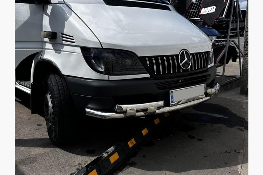 Mercedes Sprinter W901/902/903/904/905 1995–2006 Frontschutzbügel ST015-2 (Edelstahl) 1995-2000 Foto 9