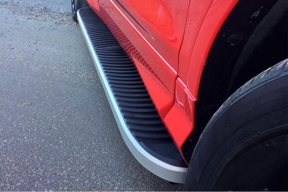 Skoda Karoq 2018- Seitenschweller Tayga Grey (2 Stk., Aluminium) Image