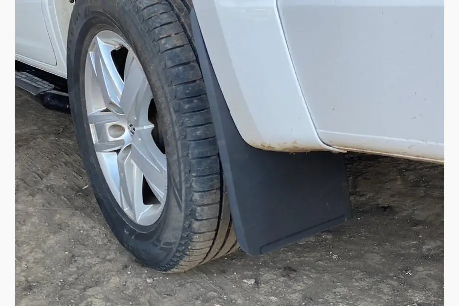 Volkswagen Amarok 2010-2022 Hintere Schmutzfaenger (2 Stk.) Image