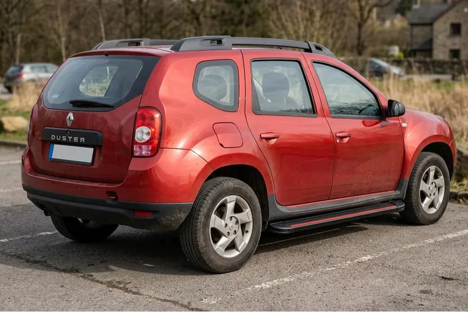 Dacia Duster 2008-2018 Seitenschweller Maya Red (2 Stk., Aluminium) Image