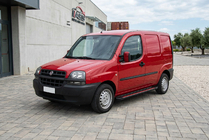 Fiat Doblo I 2001-2005 Seitenschweller Maya Red (2 Stk., Aluminium) Foto 1