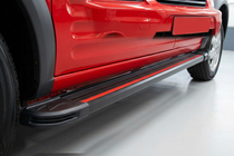 Ford Connect 2010-2013 Seitenschweller Maya Red (2 Stk., Aluminium) Foto 1