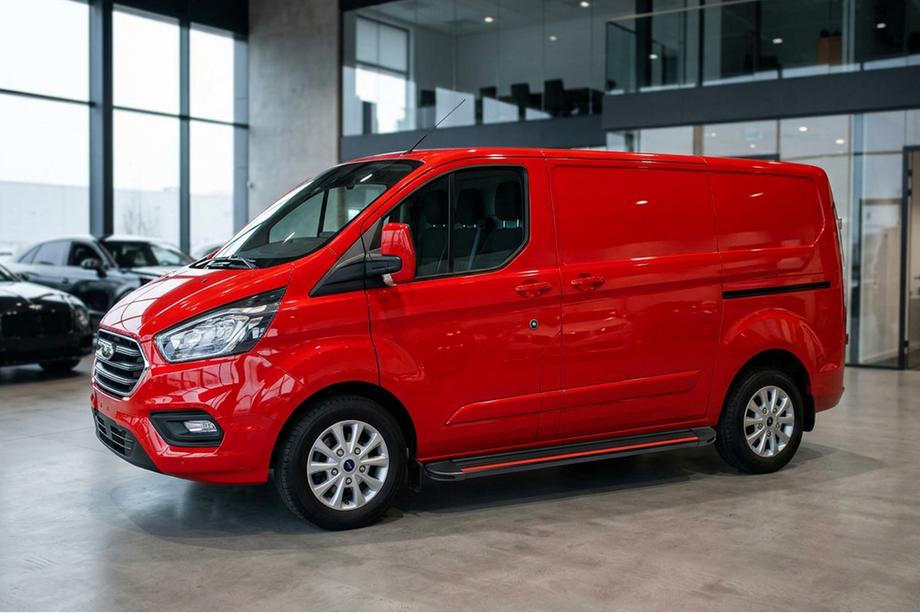Ford Custom 2013-2022 Seitenschweller Maya Red (2 Stk., Aluminium) Langer Radstand Image