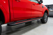 Mazda BT-50 2007-2012 Seitenschweller Maya Red (2 Stk., Aluminium) Foto 1