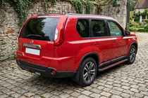 Nissan X-trail T31 2007-2014 Seitenschweller Maya Red (2 Stk., Aluminium) Foto 1