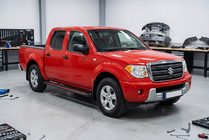 Suzuki Equator 2009- Seitenschweller Maya Red (2 Stk., Aluminium) Foto 1