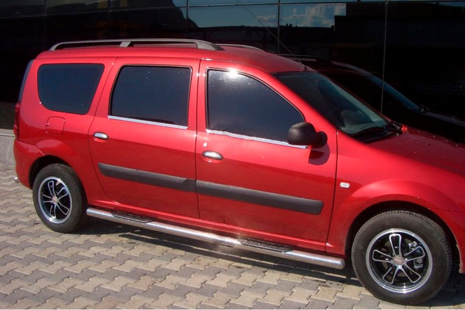 Lada Largus 2012- Seitliche Rohre (2 Stk., Edelstahl) Image