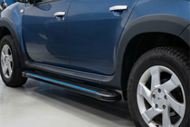 Dacia Duster 2008-2018 Seitenschweller Maya Blue (2 Stk., Aluminium) Foto 1