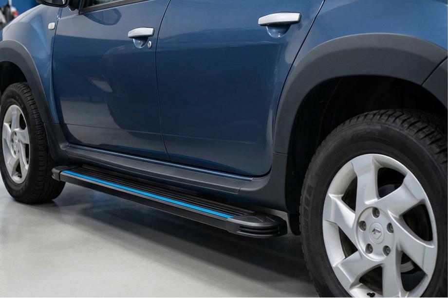 Dacia Duster 2008-2018 Seitenschweller Maya Blue (2 Stk., Aluminium) Image