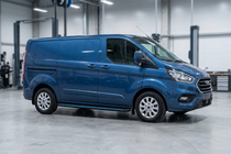 Ford Custom 2013-2022 Seitenschweller Maya Blue (2 Stk., Aluminium) Langer Radstand Foto 1