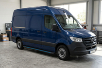 Mercedes Sprinter W907/W910 2018- Seitenschweller Maya Blue (2 Stk., Aluminium) Foto 1