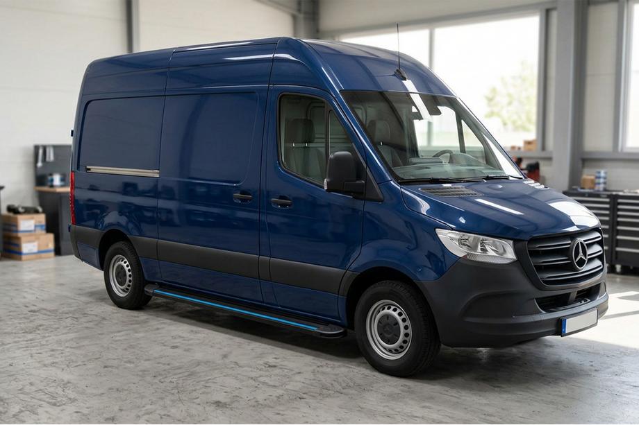 Mercedes Sprinter W907/W910 2018- Seitenschweller Maya Blue (2 Stk., Aluminium) Image