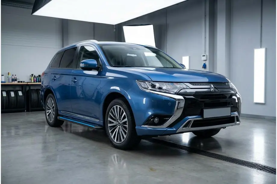 Mitsubishi Outlander 2012-2021 Seitenschweller Maya Blue (2 Stk., Aluminium) Image