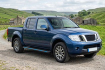 Nissan Navara 2006-2015 Seitenschweller Maya Blue (2 Stk., Aluminium) Foto 1