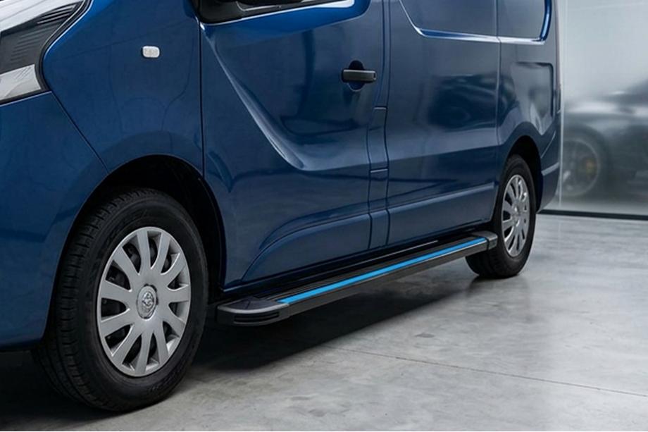 Opel Vivaro 2015-2019 Seitenschweller Maya Blue (2 Stk., Aluminium) Image