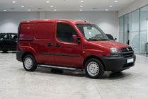Fiat Doblo I 2001-2005 Seitenschweller New Vision Black (2 Stk., Aluminium) Foto 1