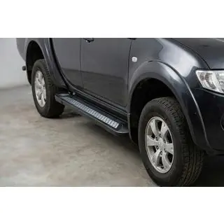 Seitenschweller New Vision Black (2 Stk., Aluminium) Fiat Fullback 2016- Foto 1