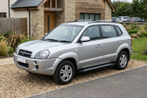 Hyundai Tucson JM 2004- Seitenschweller New Vision Black (2 Stk., Aluminium) Foto 1