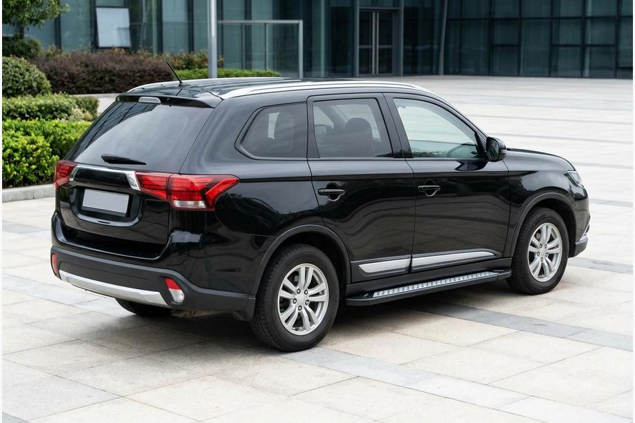 Mitsubishi Outlander 2012-2021 Seitenschweller New Vision Black (2 Stk., Aluminium) Foto 1