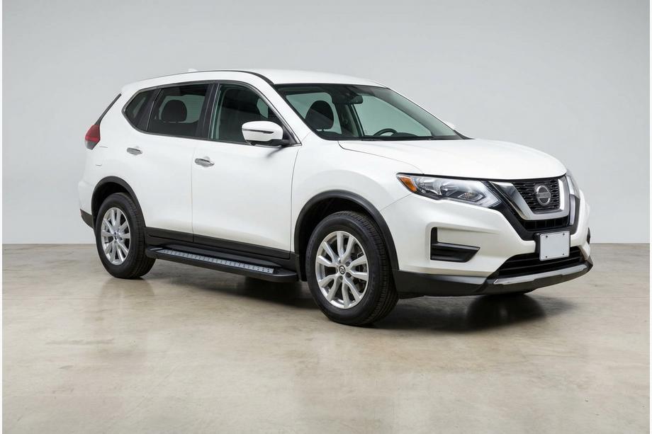 Nissan X-trail T32/Rogue 2014-2021 Seitenschweller New Vision Black (2 Stk., Aluminium) Image