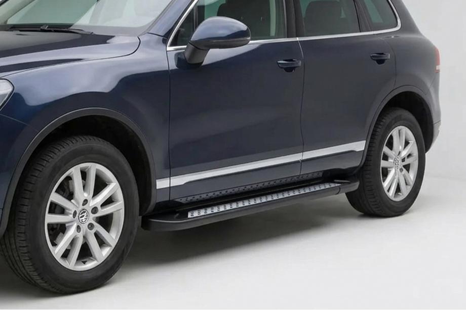 Porsche Cayenne 2003–2010 Seitenschweller New Vision Black (2 Stk., Aluminium) Image