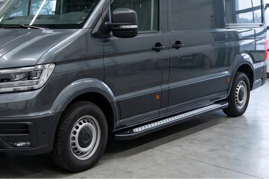 Volkswagen Crafter 2016- Seitenschweller New Vision Black (2 Stk., Aluminium) Image