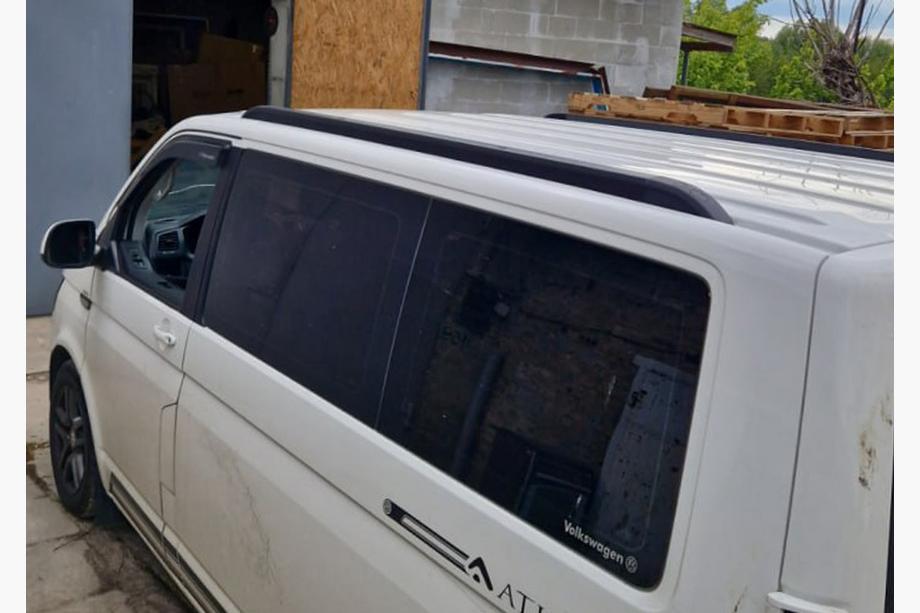 Volkswagen T5 2010-2015 Integrierte Dachreling (schwarz) Kurzer Radstand Foto 43