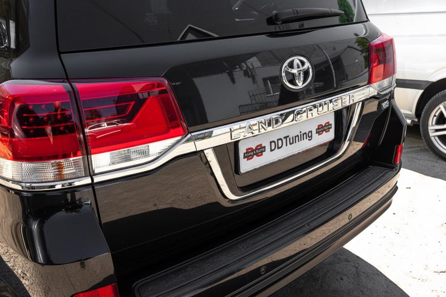 Toyota Land Cruiser 200 2007-2021 Kennzeichenhalter Standard Image
